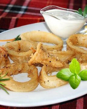 Замороженные кальмары в кляре