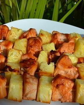 Шашлык из курицы с ананасом в духовке