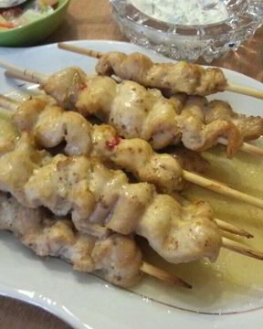 Шашлык из курицы с кориандром в духовке