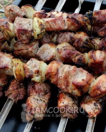 Рецепт шашлыка из свинины с луком в армянском маринаде