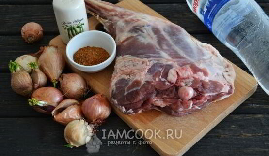 шашлык в духовке в банке на шпажках