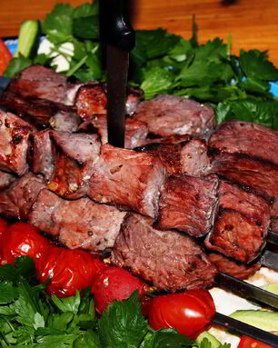 Шашлык, замаринованный на вине