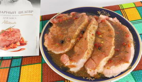 острые свиные стейки с мандариново-медовым соусом