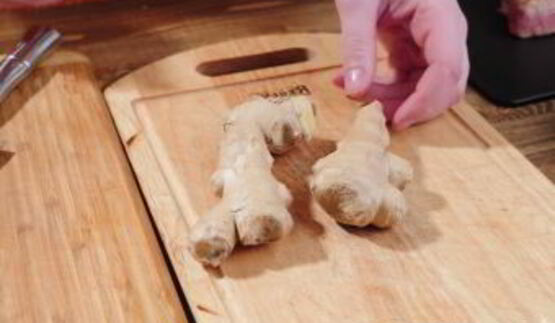 рыбный стейк из тунца