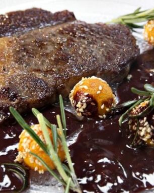 Шоколадный соус к стейку