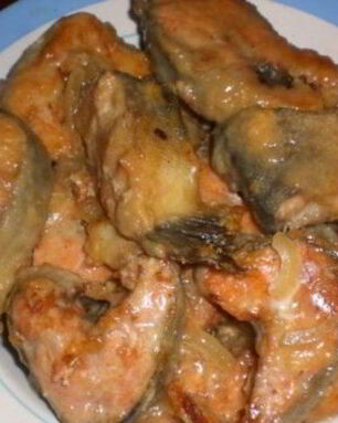 Стейк из горбуши на сковороде