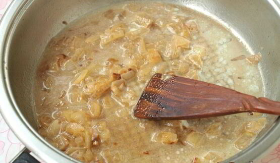 стейки из свинины с луковым соусом