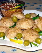 Легкие рыбные тефтельки с остреньким соусом