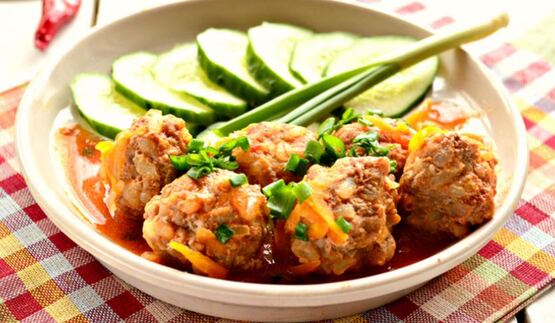 мясные тефтели в томатной заправке