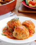 Рыбные тефтели в томатном соусе