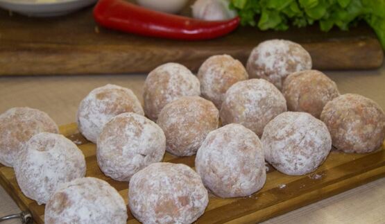 тефтели без риса с подливкой в духовке