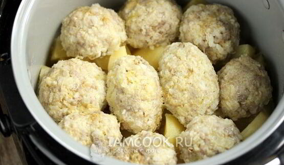 тефтели из свинины с картошкой
