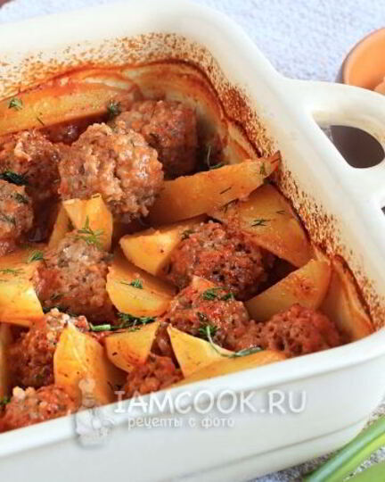 Рецепт тефтелей с картошкой в соусе в духовке