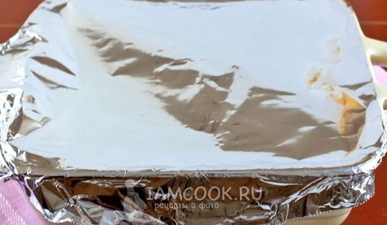 тефтели с картошкой в соусе в духовке