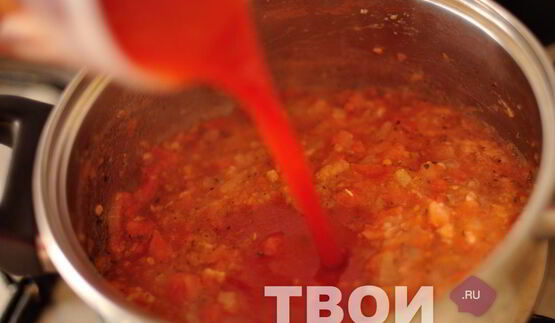 тефтели с сырной начинкой в томатном соусе