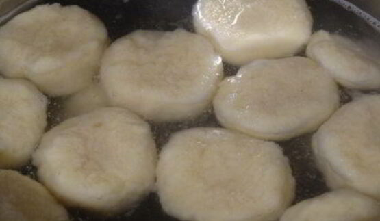 ленивые вареники из картошки со шкварками