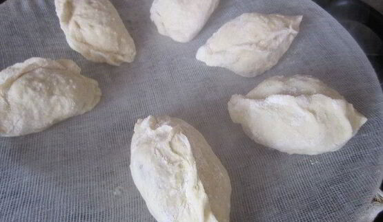 паровые вареники с вишней и клубникой