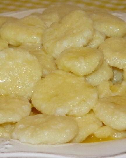 Рецепт сладких вареников с творогом