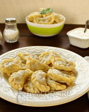 Вареники с картошкой и лесными грибами