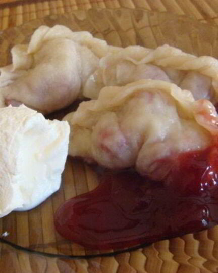 Рецепт вареников с вишней на пару