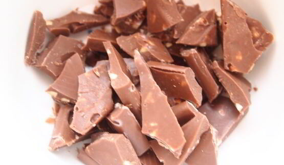 заварные вареники с клубникой и шоколадом