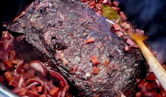 квашеное жаркое с клецками и глазированной капустой мясо моей мечты