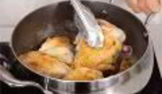 жаркое из курицы с булочками