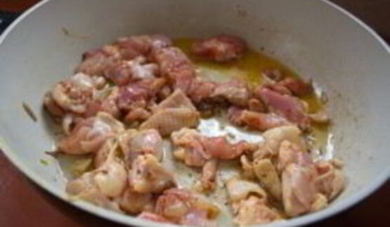 жаркое из курицы в горшочке