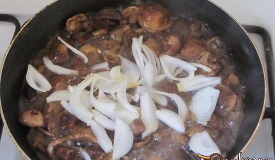 жаркое с маслятами