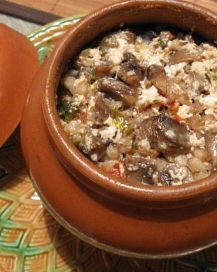 Рецепт жаркого в горшочках со свининой