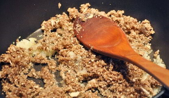 куриные зразы с грибами и базиликом