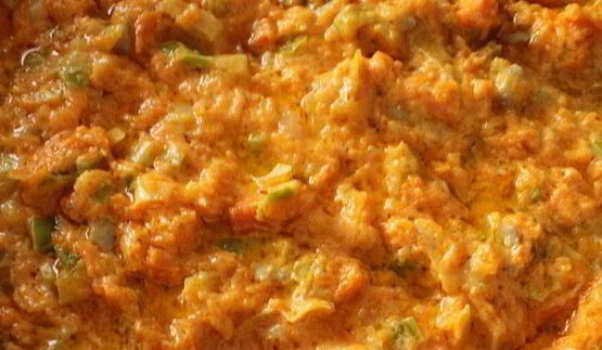 куриные зразы с тыквой, грибами и соусом