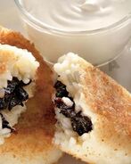 Зразы из рисовой каши на молоке с черносливом