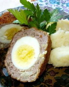 Зразы с целым яйцом