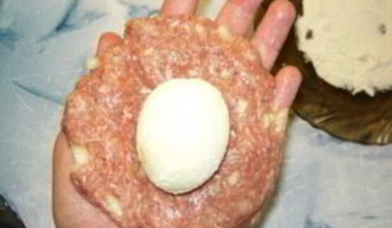 зразы с целым яйцом