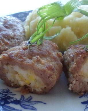 Зразы с яично-сырной начинкой