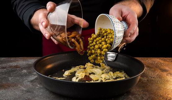 ароматная каша с лесными грибами