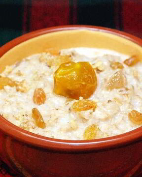 Геркулесовая каша с грецкими орехами