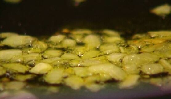 гречка с грибами, луком и укропом