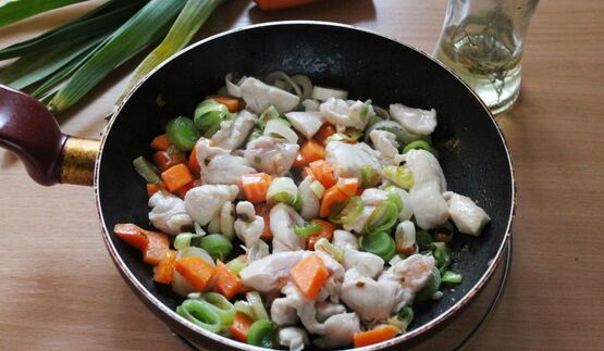 гречка с курицей в горшочке