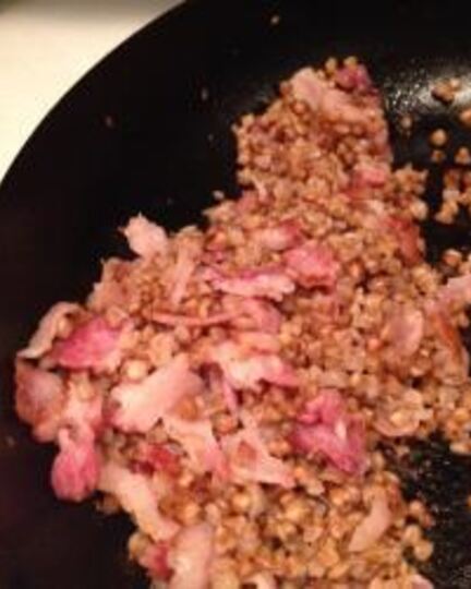 Рецепт гречки с салом и луком