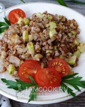 Гречневая каша с кабачком