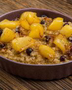 Каша из киноа с соте из груш