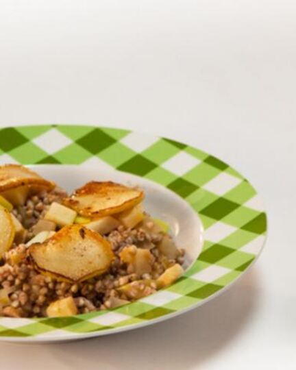 Рецепт каши из зеленой гречи с яблоком и тархун