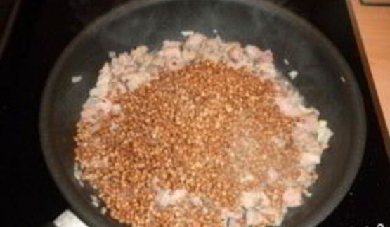 каша в горшочке со свининой