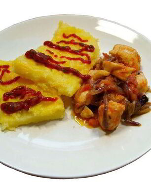 Полента с курицей