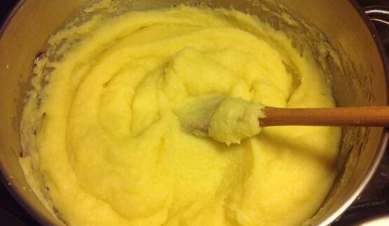 полента с сыром и помидорами