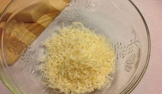 полента с сыром и помидорами