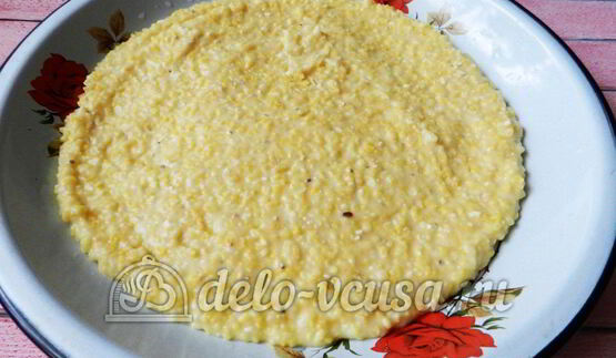 полента с тефтелями