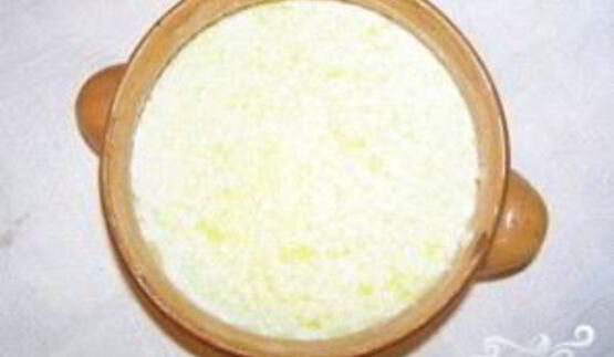 молочная каша в горшочке